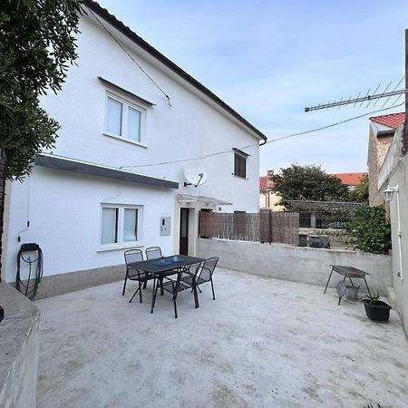 Holiday Home אומיסאליי מראה חיצוני תמונה